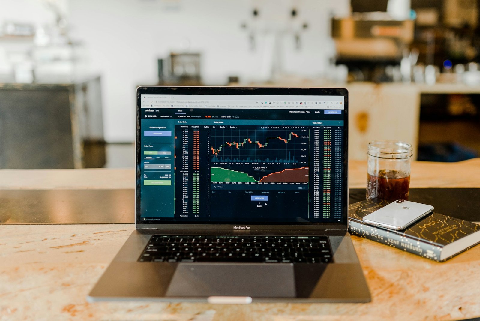 Why 90% of Traders Lose Money — and How to Be the 10%